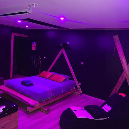 Love-Room L'Eden Du Desir Vecqueville Buitenkant foto